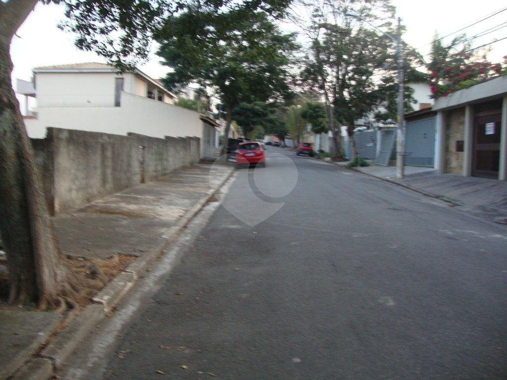 Terreno em aclive a venda no Jardim Guapira - 468,72 m²