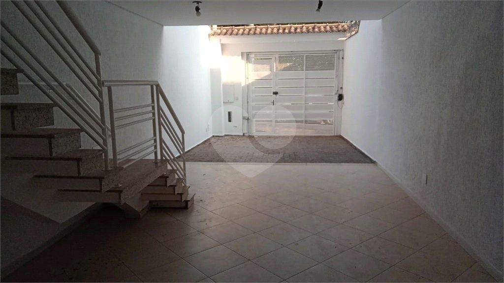 Sobrado à venda e aluguel com 3 quartos, 240m² - Foto 25