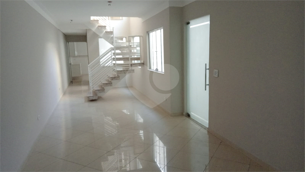 Sobrado à venda e aluguel com 3 quartos, 240m² - Foto 10