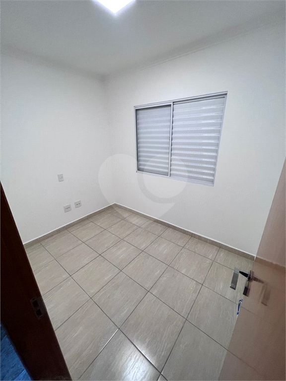 Sobrado a venda em condomínio Fechado com 3 dormitórios sendo 1 suite no Tremembé