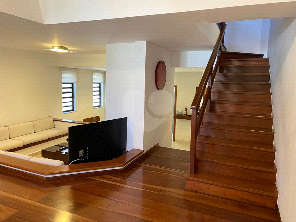 Sobrado à venda com 3 quartos, 205m² - Foto 9