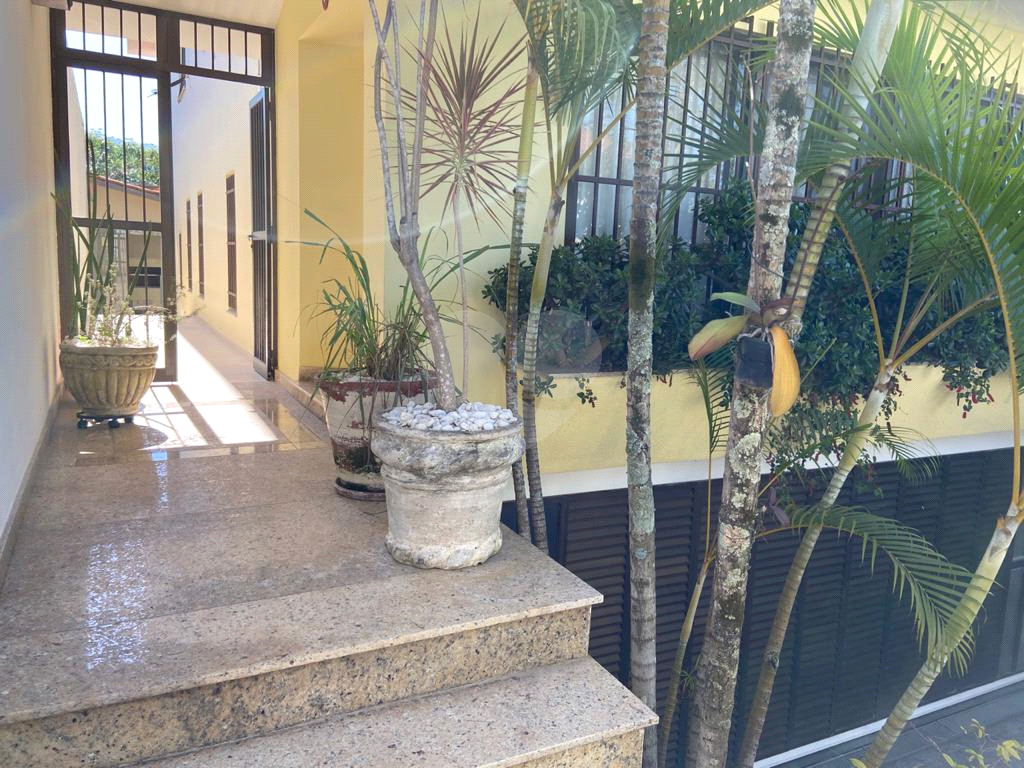 Sobrado à venda com 3 quartos, 205m² - Foto 2