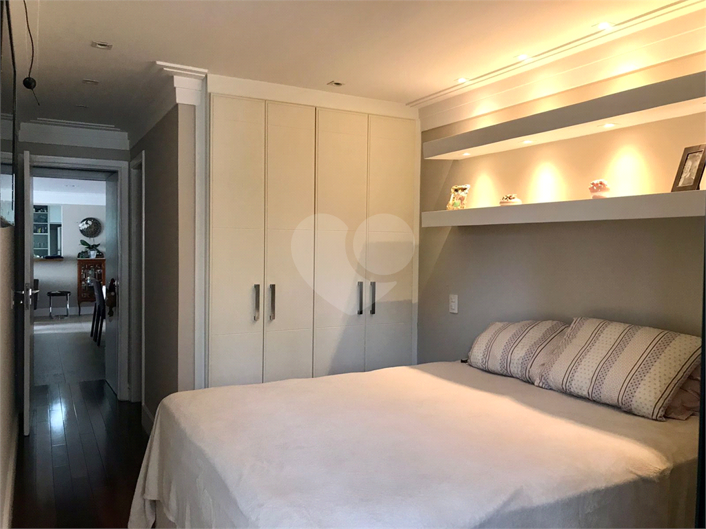 APARTAMENTO em SANTANA