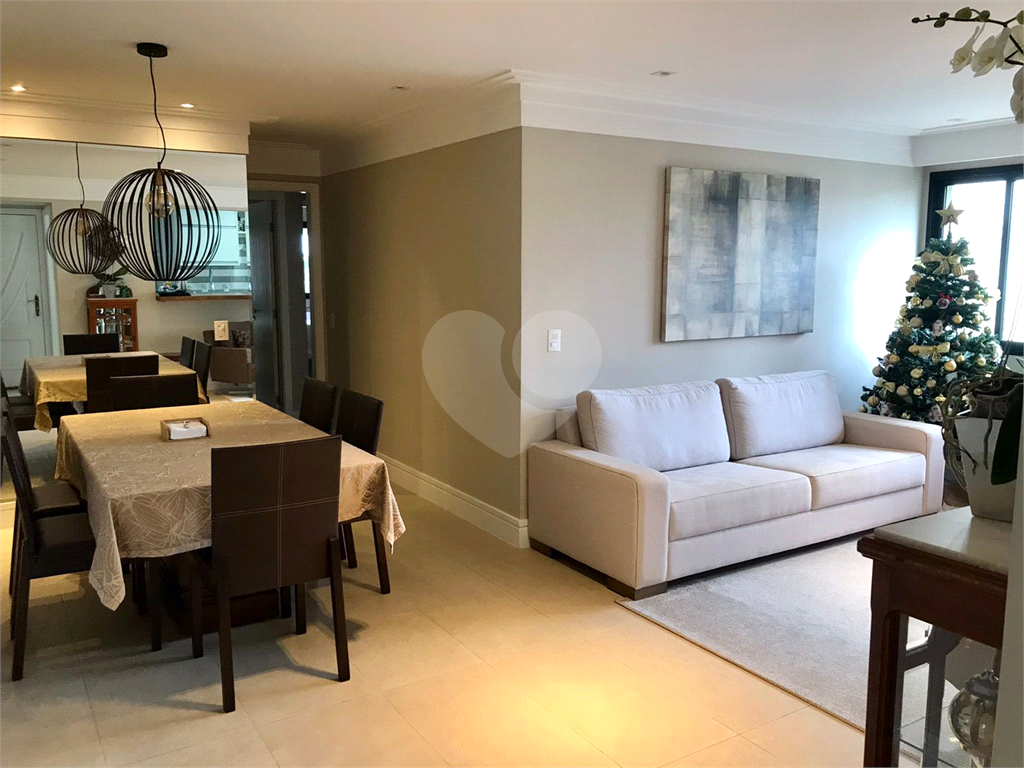 APARTAMENTO em SANTANA