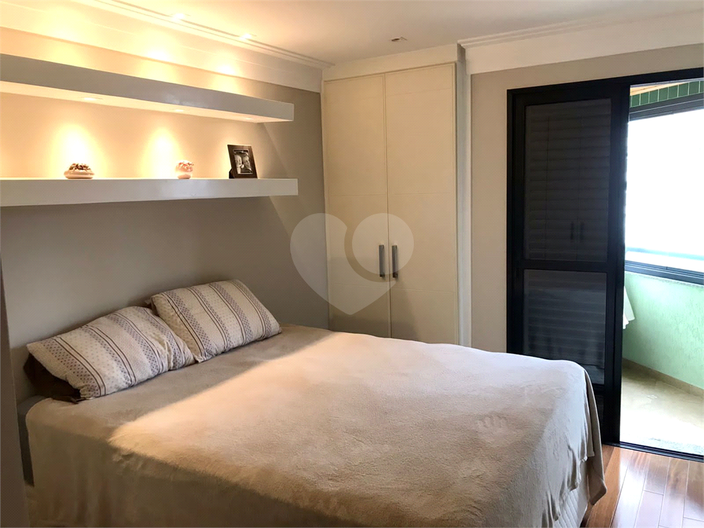 APARTAMENTO em SANTANA