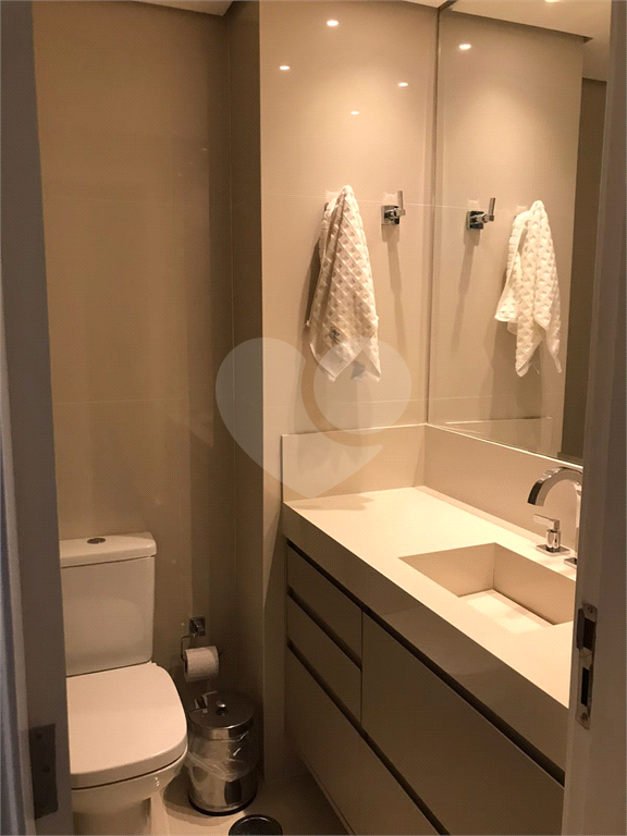 APARTAMENTO em SANTANA