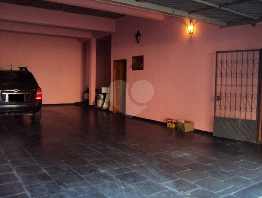 Sobrado à venda com 3 quartos, 300m² - Foto 34