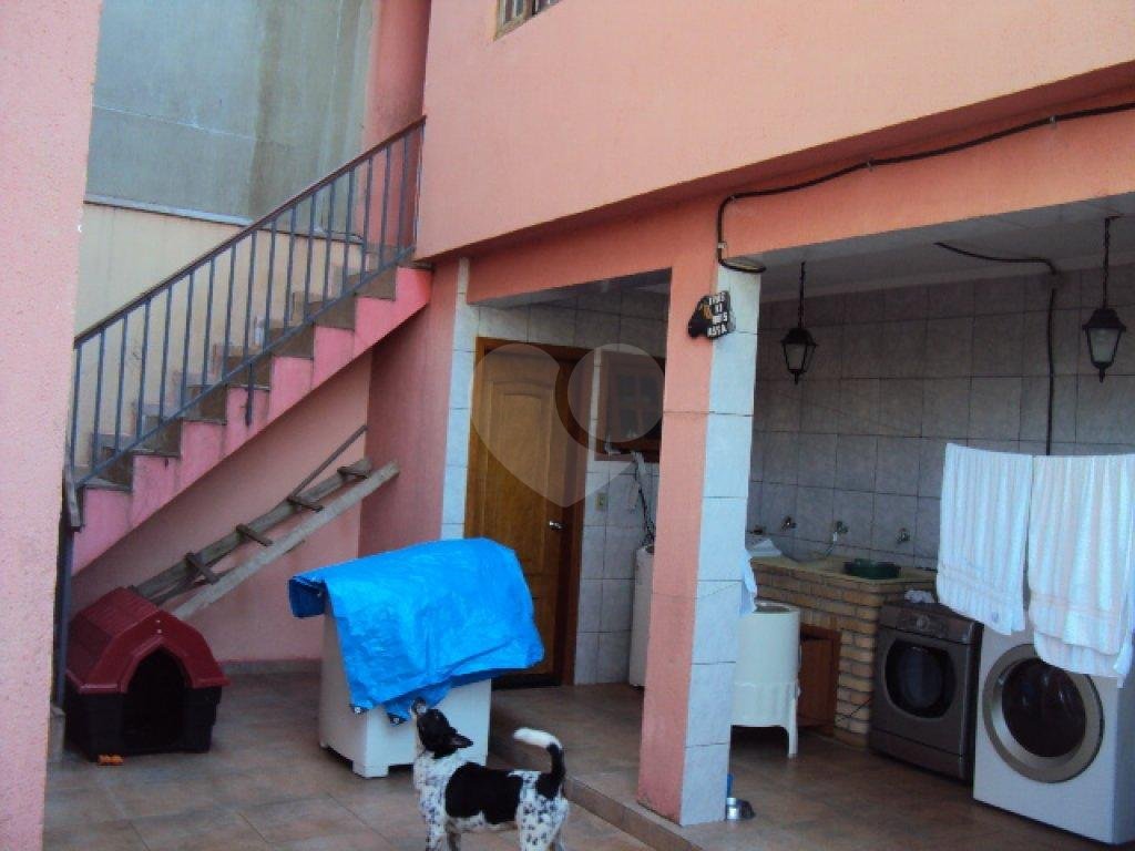 Sobrado à venda com 3 quartos, 300m² - Foto 32