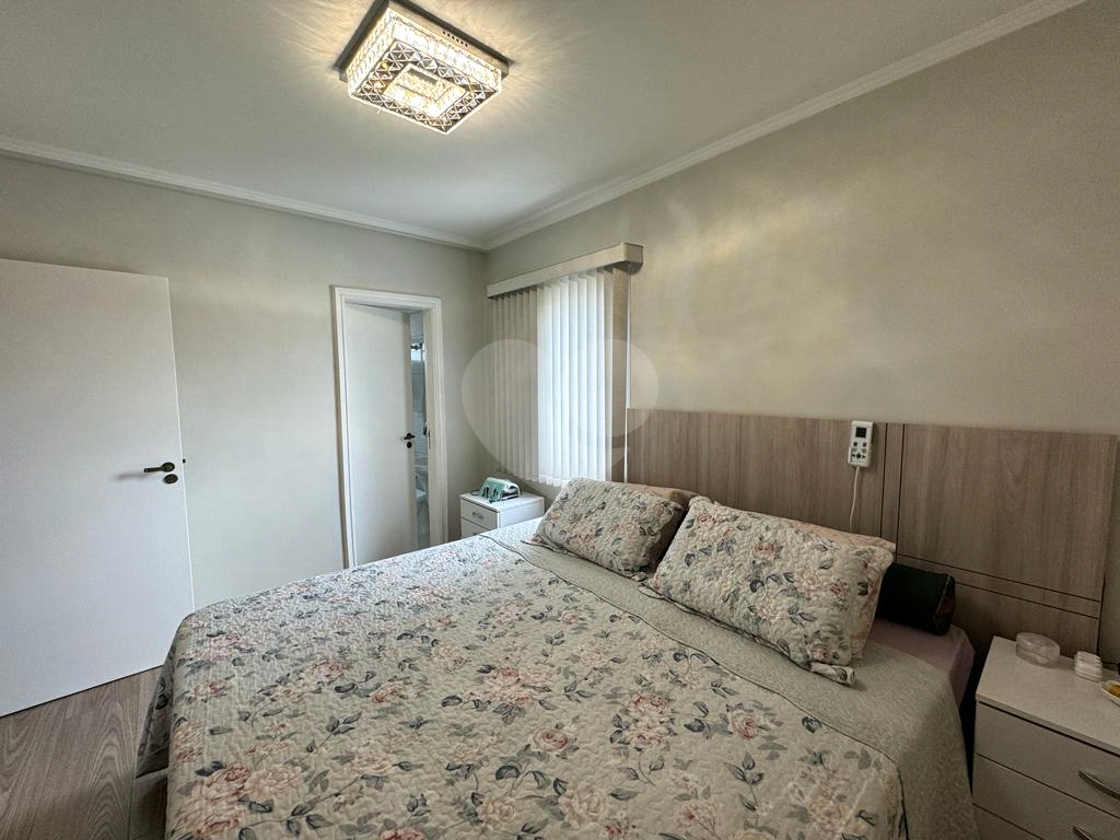 Apartamento à venda com 3 quartos, 90m² - Foto 17