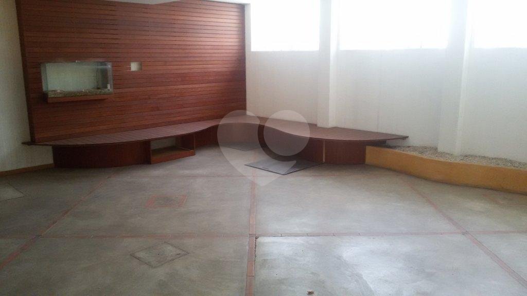 Casa de Condomínio à venda com 4 quartos, 420m² - Foto 23