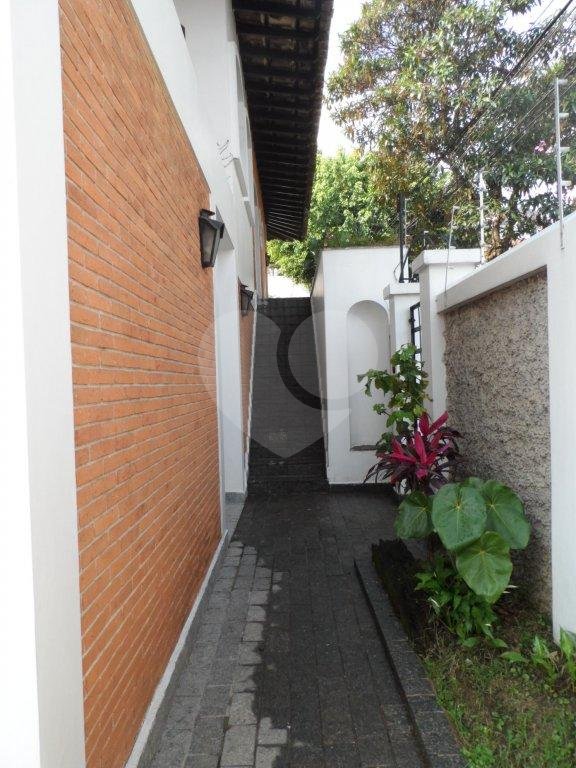 Casa à venda com 3 quartos, 298m² - Foto 24