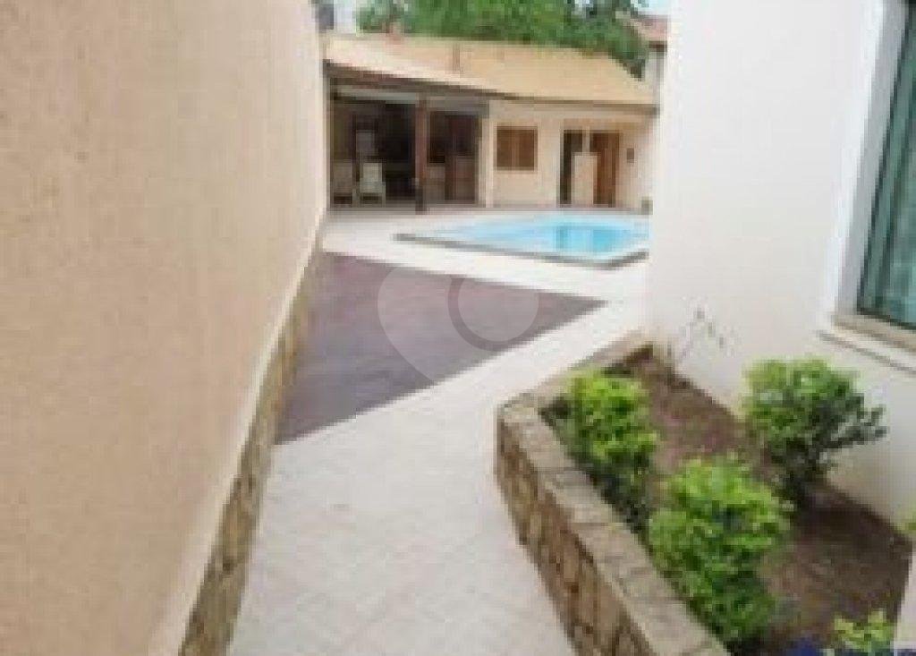 Sobrado Jardim França | 480m² | 4 Suítes | 8 Vagas | Espaço Gourmet | Piscina