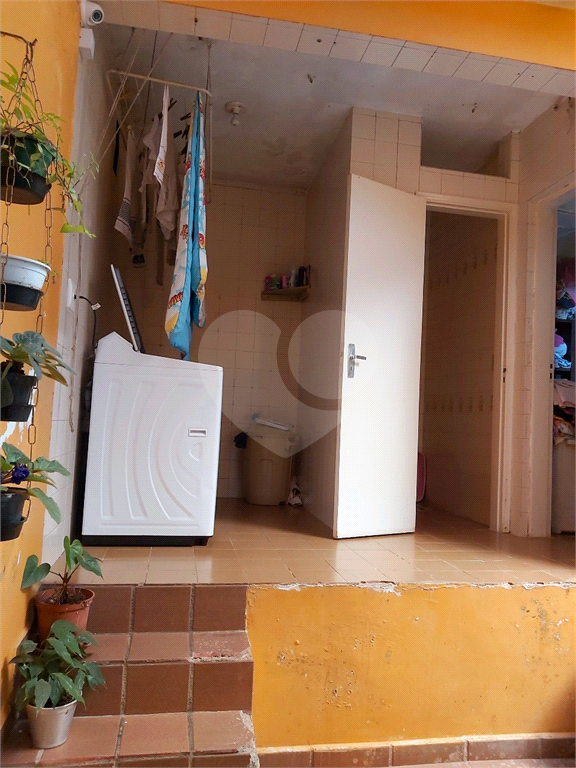 SOBRADO em VILA IRMÃOS ARNONI