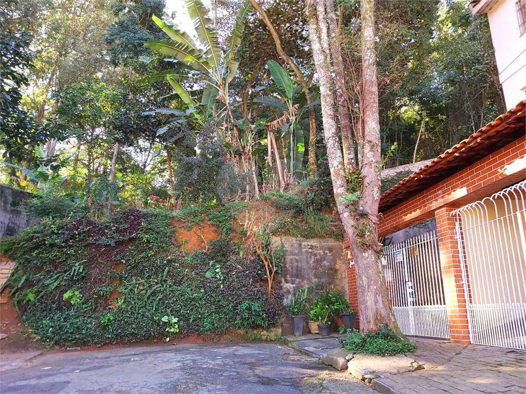 SOBRADO em VILA IRMÃOS ARNONI