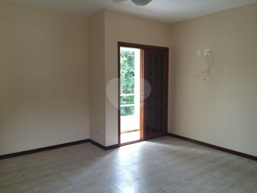 Mandaqui/Jardim Paraíso Sobrado de Alto Padrão à venda com  370 m? 4 suítes e piscina!              