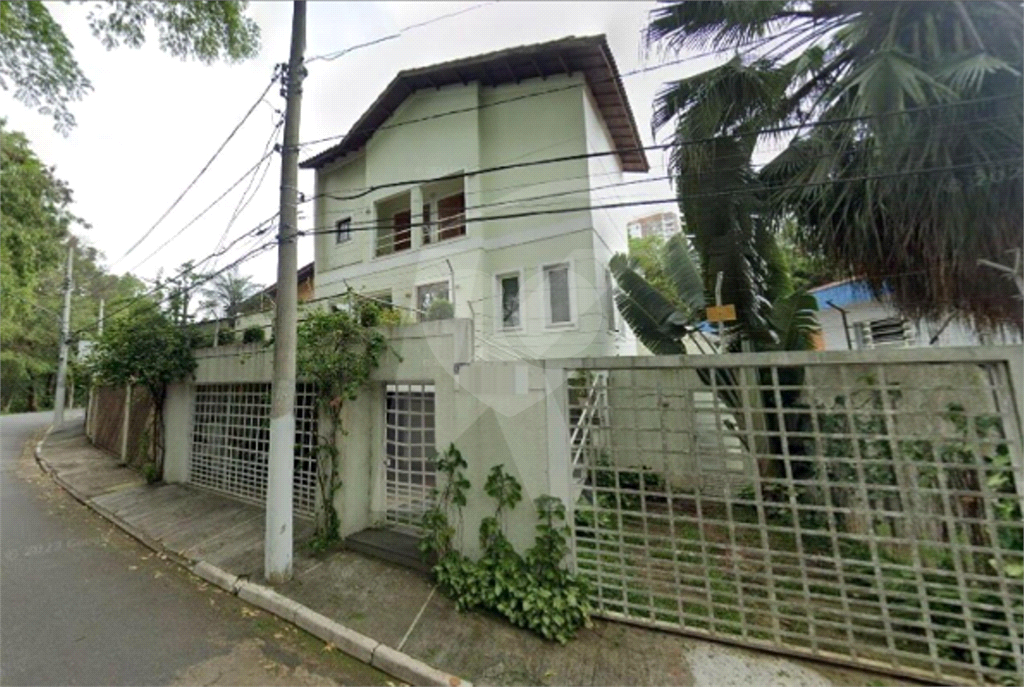 Mandaqui/Jardim Paraíso Sobrado de Alto Padrão à venda com  370 m? 4 suítes e piscina!              
