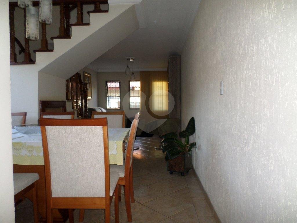 SOBRADO em JARDIM PERI