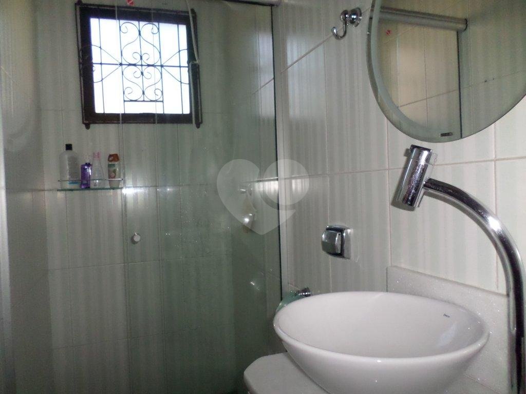 SOBRADO em JARDIM PERI