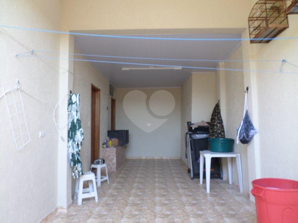 SOBRADO em JARDIM PERI