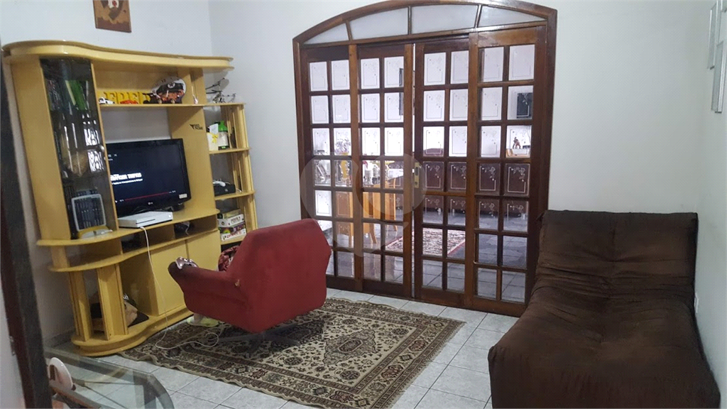 Sobrado à venda com 3 quartos, 300m² - Foto 6