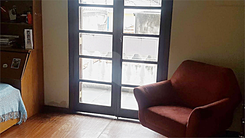 Sobrado à venda com 3 quartos, 300m² - Foto 14