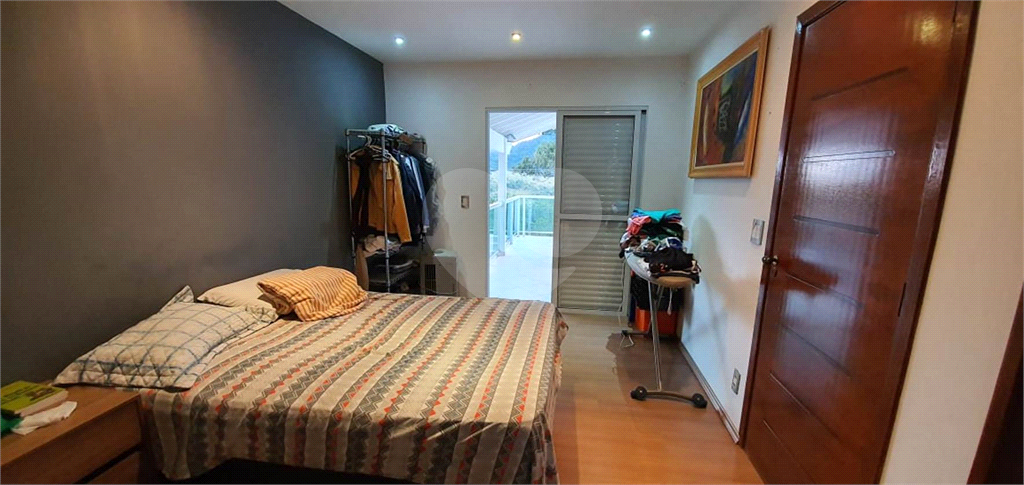 SOBRADO em JARDIM PERI