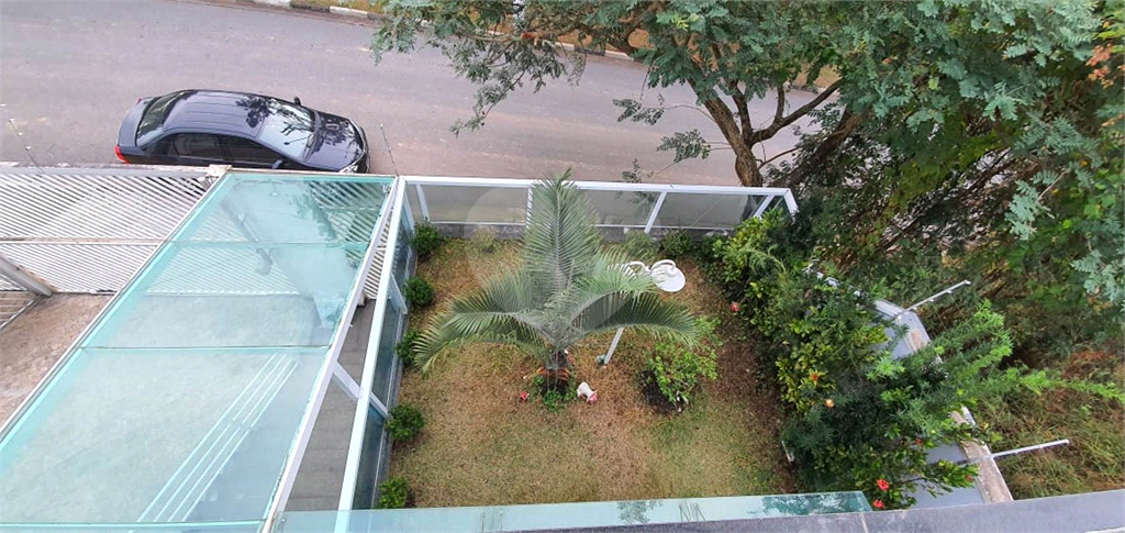 SOBRADO em JARDIM PERI
