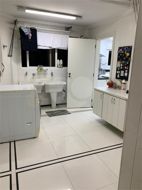 APARTAMENTO em SANTANA