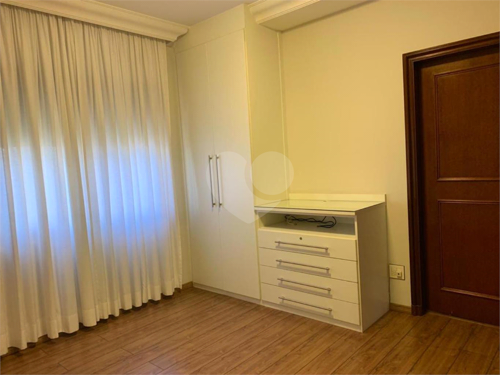 APARTAMENTO em SANTANA