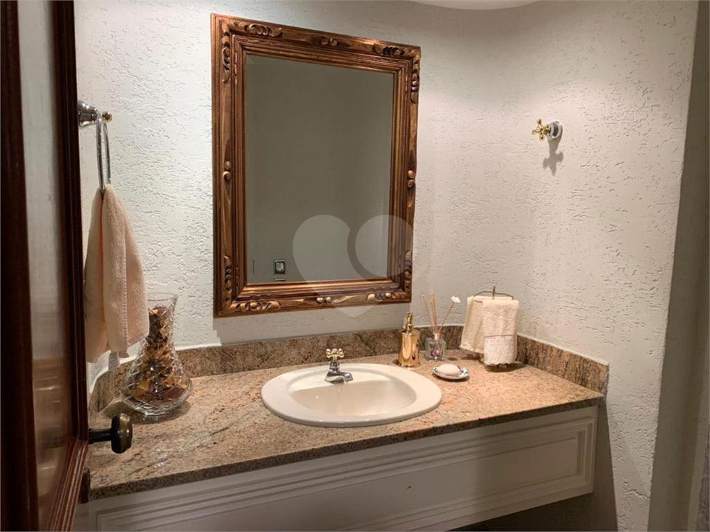 APARTAMENTO em SANTANA
