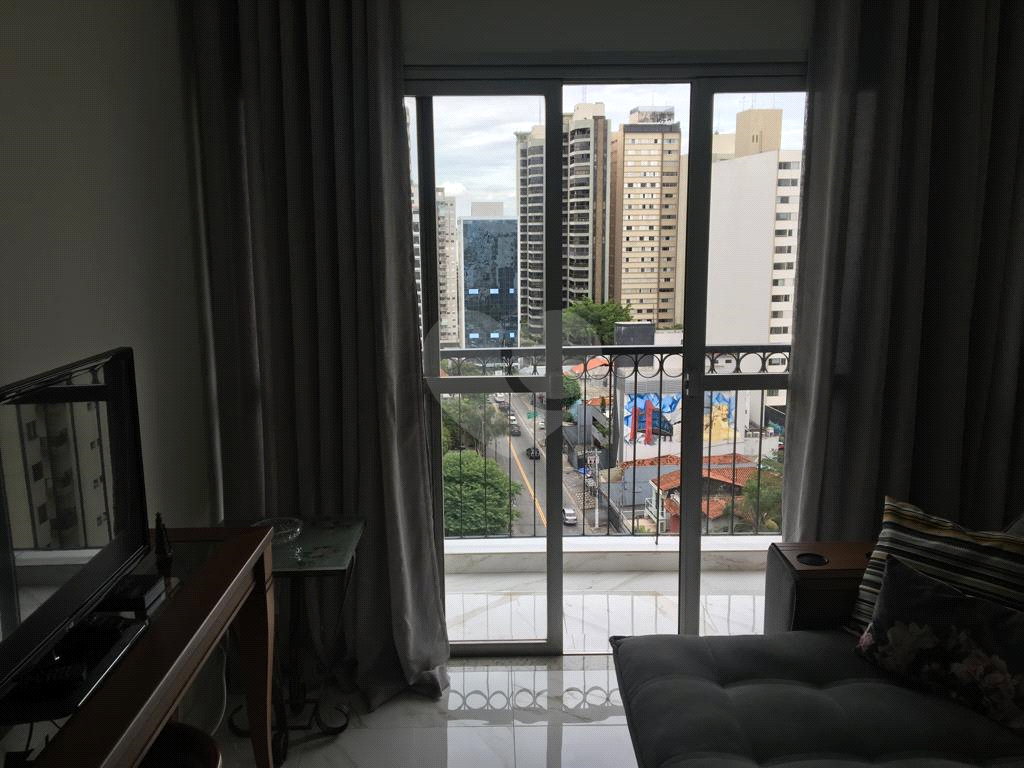 Apartamento à venda com 2 quartos, 65m² - Foto 8