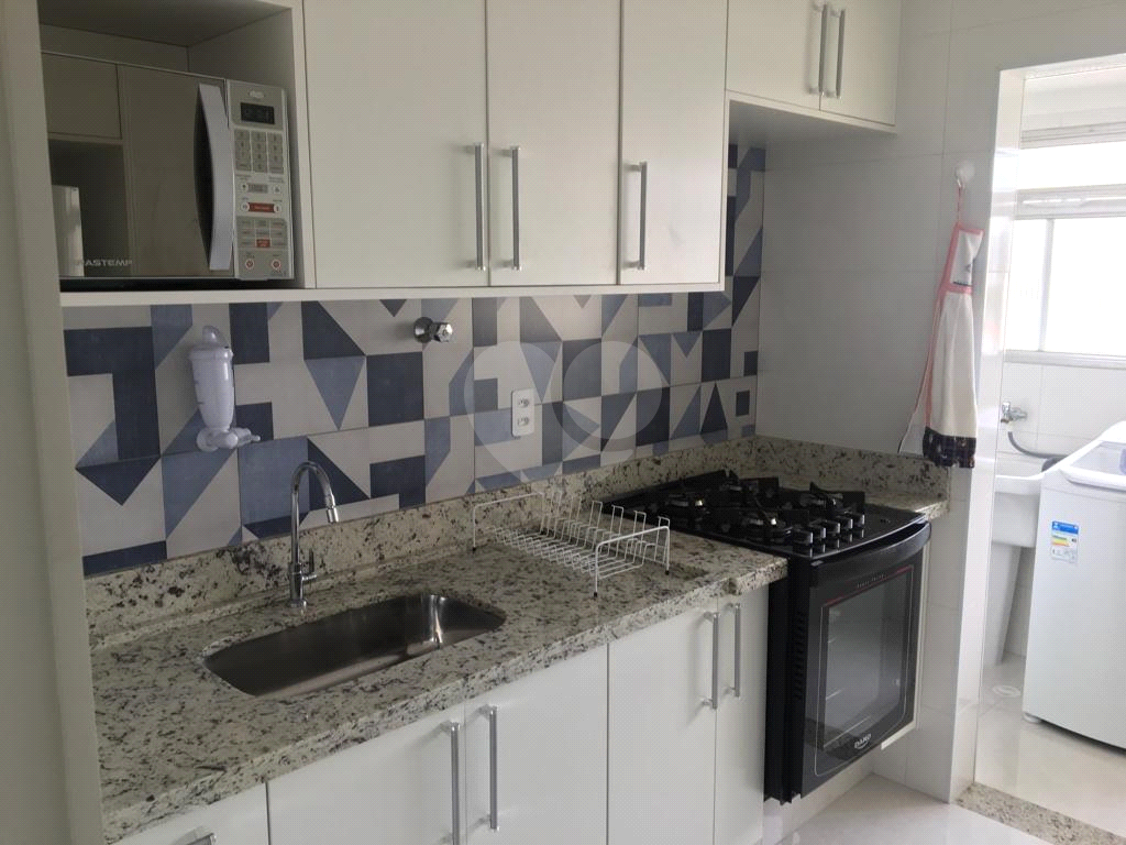 Apartamento à venda com 2 quartos, 65m² - Foto 12