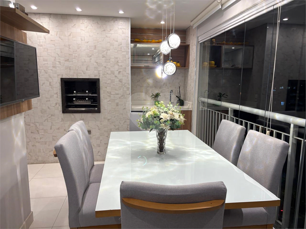 Apartamento varanda gourmet, próximo da Braz Leme, 2 dormitórios 1 suíte e 1 vaga 