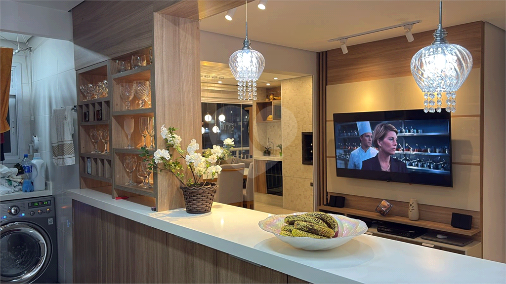 Apartamento varanda gourmet, próximo da Braz Leme, 2 dormitórios 1 suíte e 1 vaga 