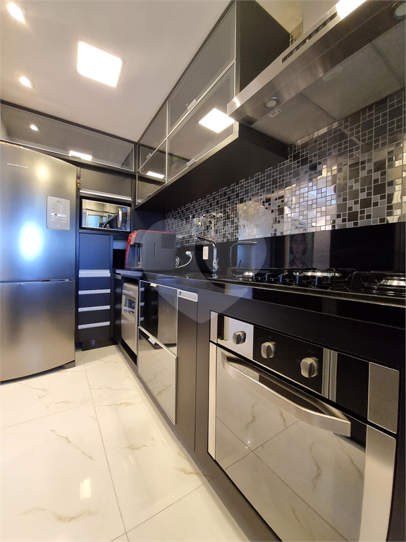 Apartamento com varanda gourmet e 2 dormitórios em Santana, São Paulo - SP