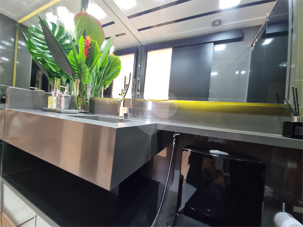 Apartamento com varanda gourmet e 2 dormitórios em Santana, São Paulo - SP