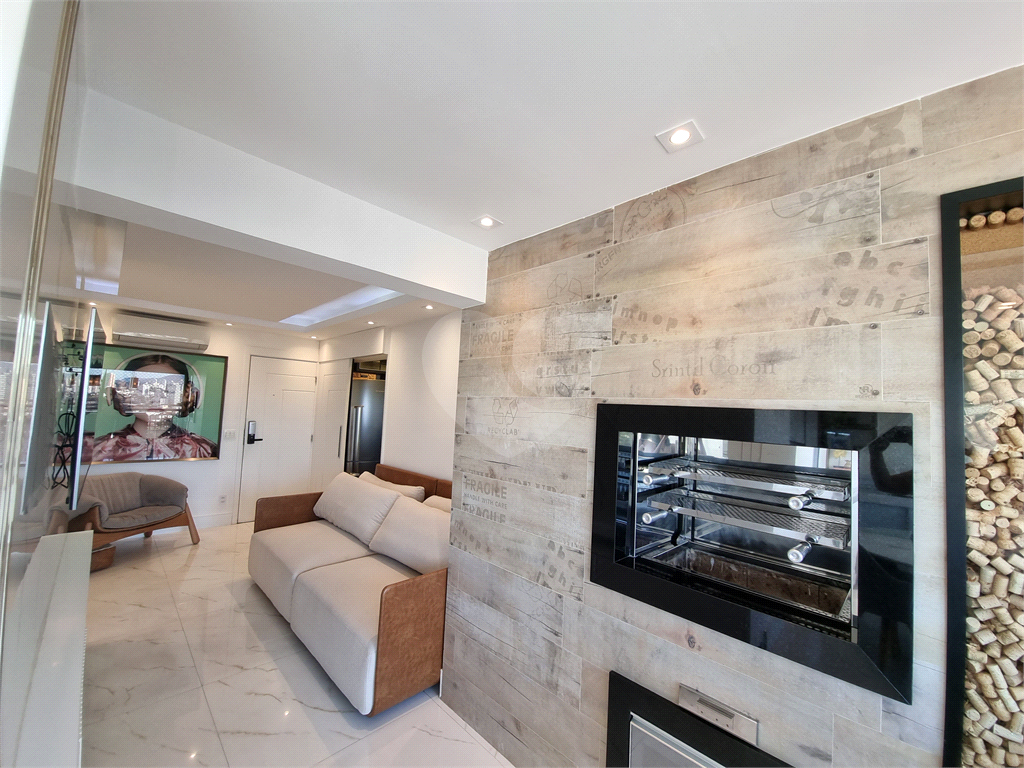 Apartamento com varanda gourmet e 2 dormitórios em Santana, São Paulo - SP