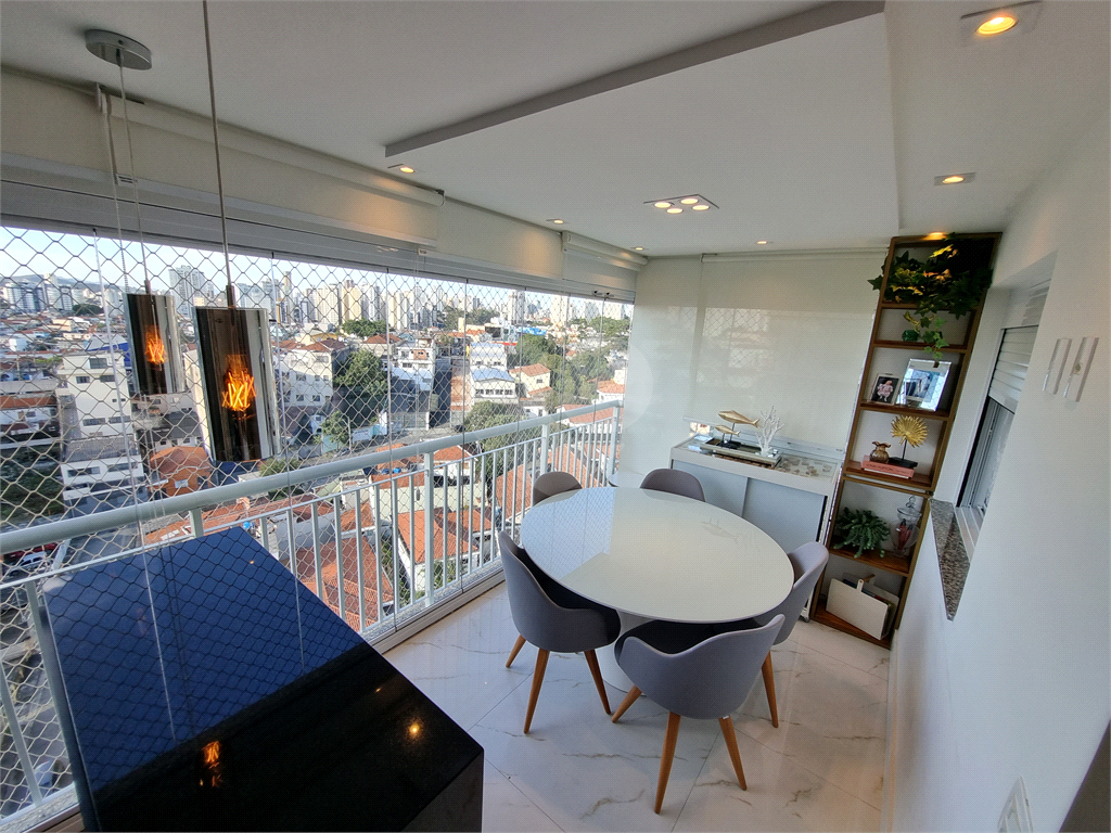 Apartamento com varanda gourmet e 2 dormitórios em Santana, São Paulo - SP