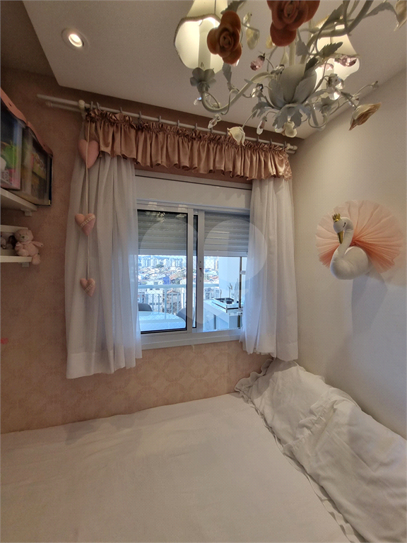 Apartamento com varanda gourmet e 2 dormitórios em Santana, São Paulo - SP