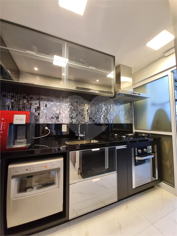 Apartamento com varanda gourmet e 2 dormitórios em Santana, São Paulo - SP
