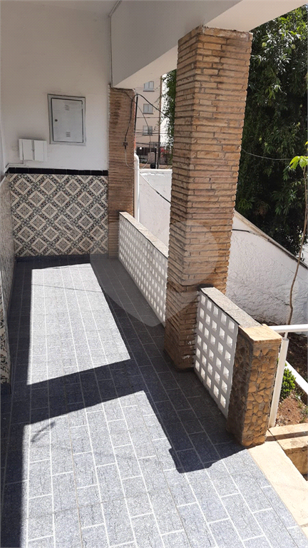 Sobrado comercial ou residencial sem garagem em Santana