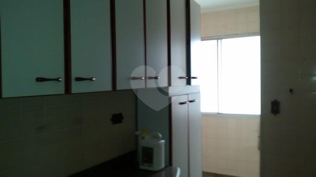 Apartamento à venda com 3 quartos, 90m² - Foto 2