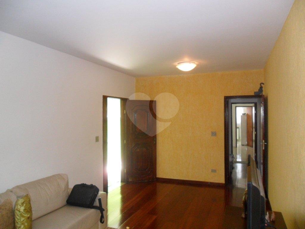 Sobrado à venda com 3 quartos, 300m² - Foto 4