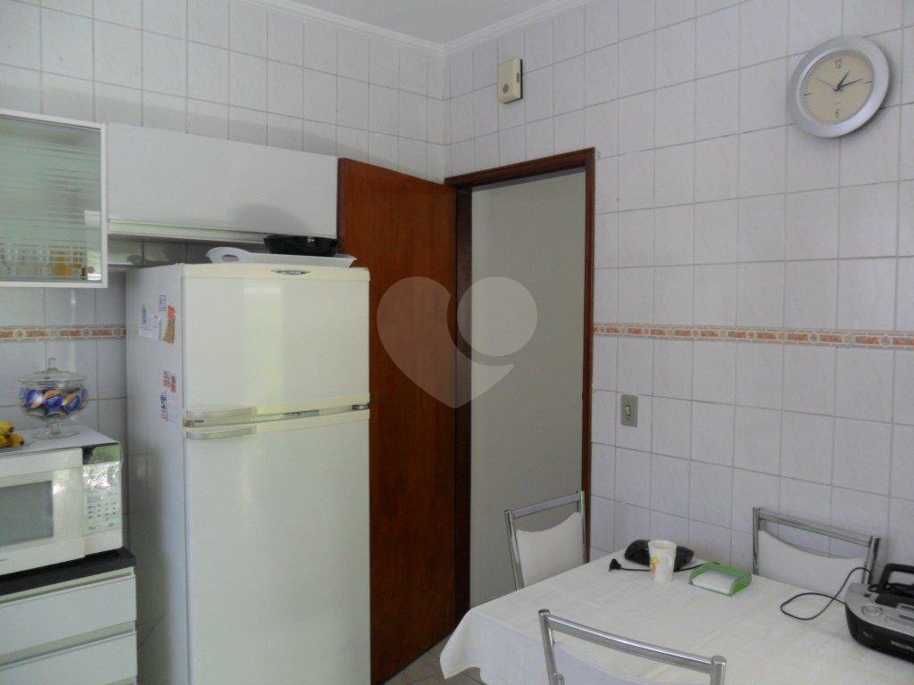 Sobrado à venda com 3 quartos, 300m² - Foto 20