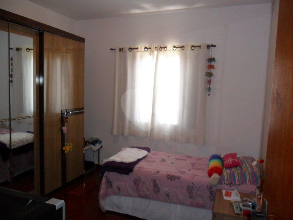 Sobrado à venda com 3 quartos, 300m² - Foto 28