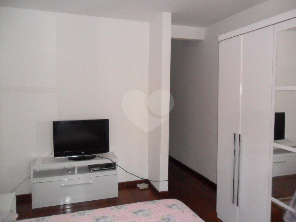 Sobrado à venda com 3 quartos, 300m² - Foto 43