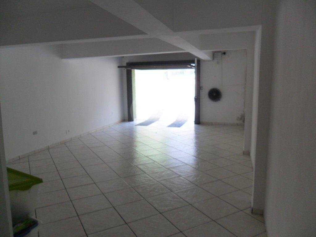 Sobrado à venda com 3 quartos, 300m² - Foto 58