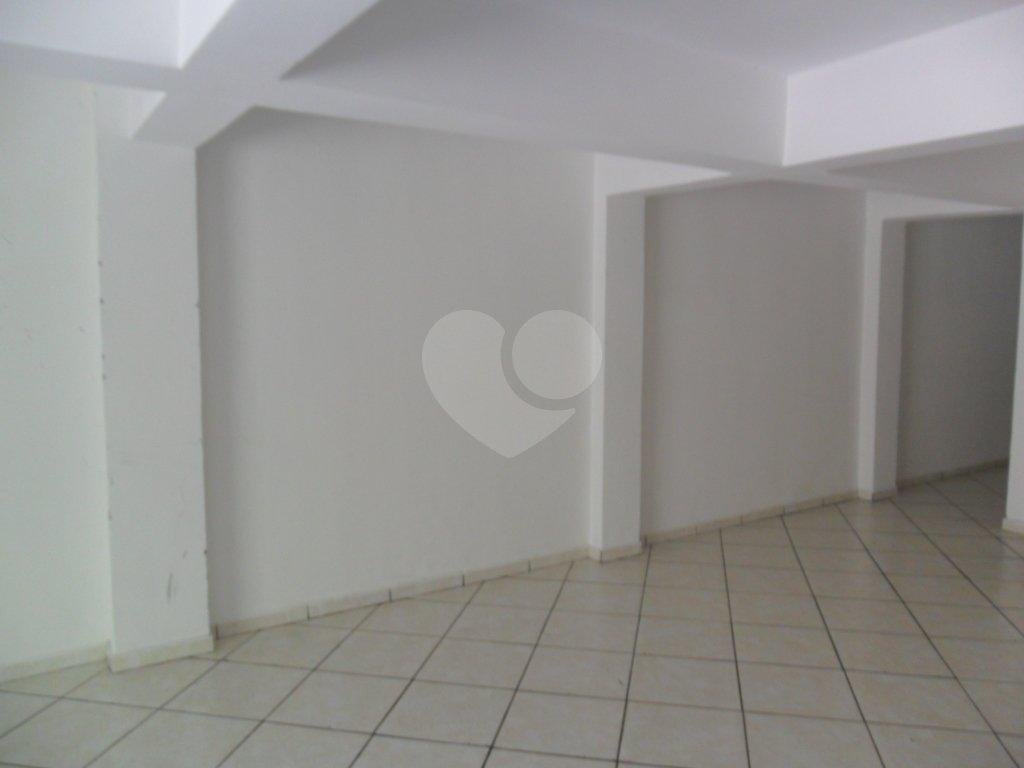 Sobrado à venda com 3 quartos, 300m² - Foto 64