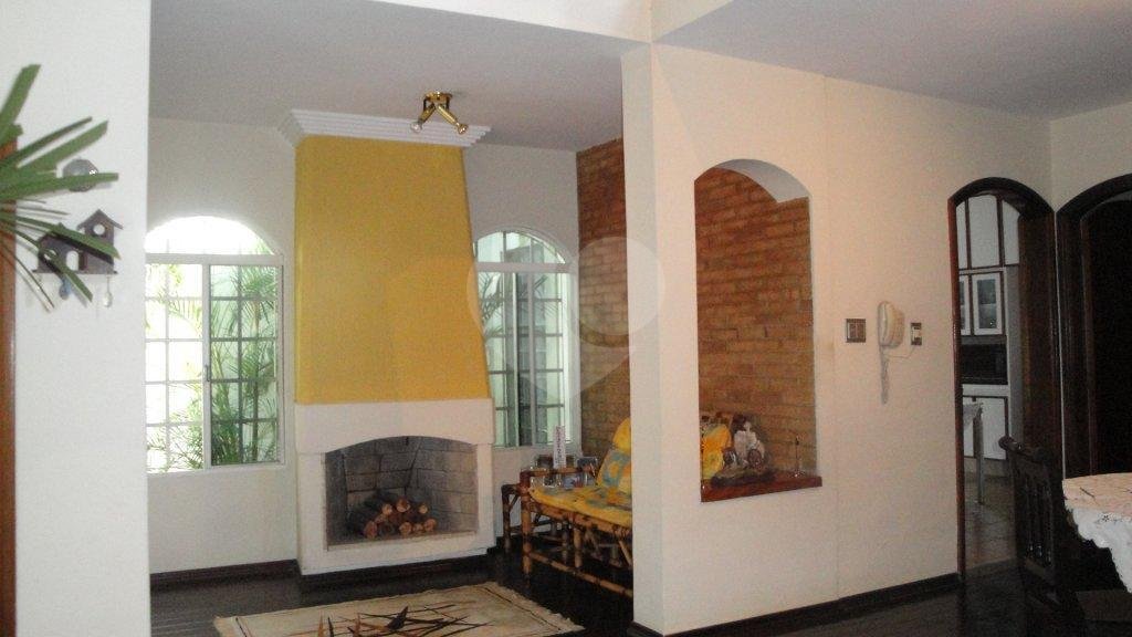 Casa à venda com 3 quartos, 209m² - Foto 6