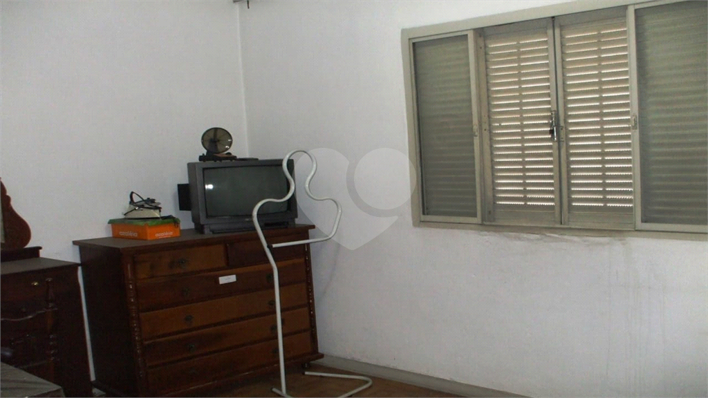 Sobrado à venda com 3 quartos, 200m² - Foto 11